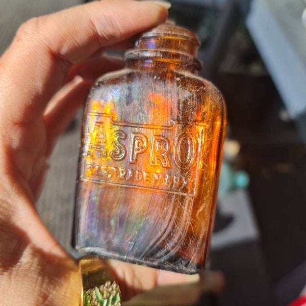 War Time Aspirin Bottle | Vintage Amber Apothecary Bottle with IRIDESCENCE and SWIRLS | Antique Medicine ASPRO Bottle | Amber Apothecary Jar