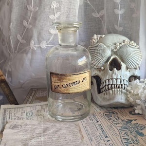 Vintage * Extract Glycyrrhiza Liq * PHARMACY Bottle Original Label & Polished Glass Stopper * Great 1950s APOTHECARY Reagent Chemist Bottle