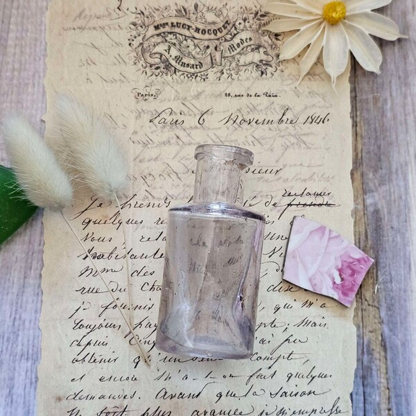 1800's Antique Pale Purple Bottle | Frosty Amethyst Bottle Turning Purple From the Sun | SCA | Vintage Essence Bottle *Damaged