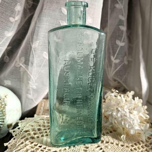 Antique Aqua Kugelmann's Medicine Bottle: Australian Apothecary Decor