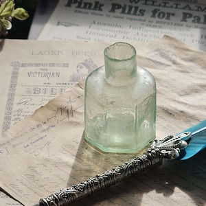 1800s ANTIQUE Ink Well | Octagon Inkwell | Victoriana Beauty! 8 Sided Ink Bottle