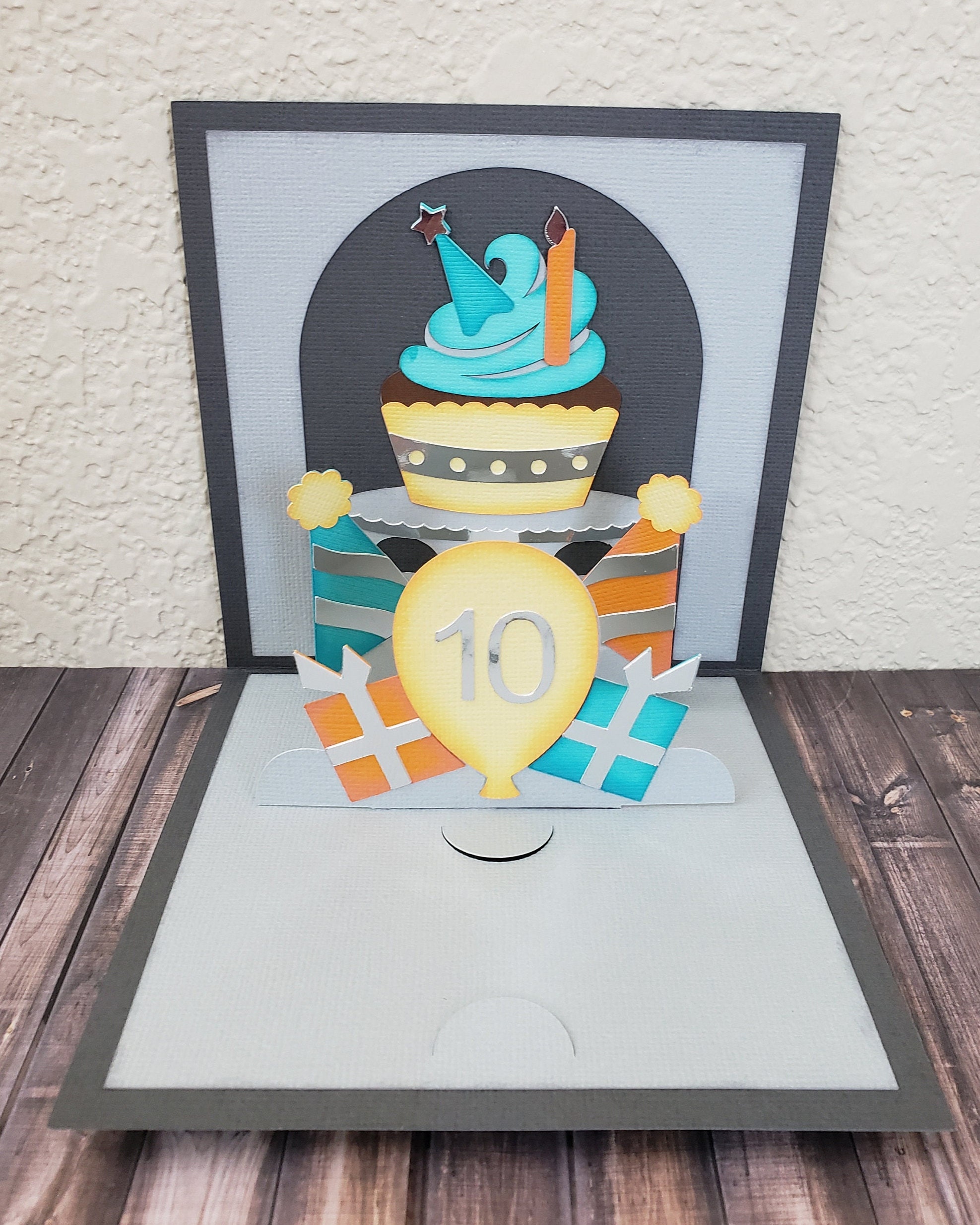 Cupcake Pop up Birthday Card, Gift Card Holder, Interactive Party Card ...