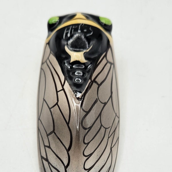 Ceramic Cicada Wall Pocket