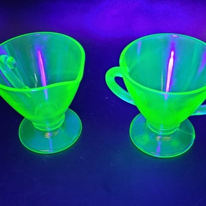 Hazel Atlas Green Uranium Ovide Sugar & Creamer Set