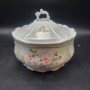 Porcelain Lusterware Soup Tureen/Lidded Serving Bowl