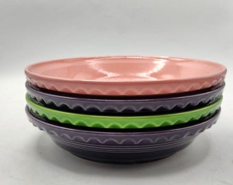 Fiesta 8&quot; Pie Dish Shamrock (Rose & Plum sold out)