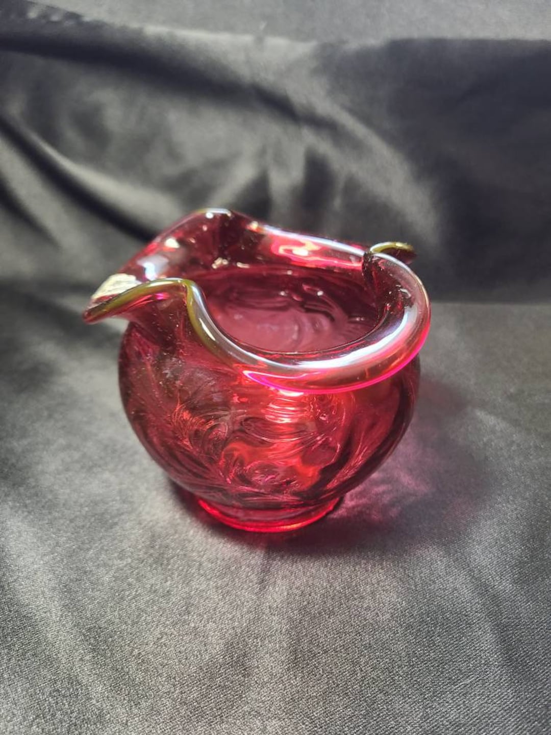 フェントン ドット クランベリーフリルガラス花瓶 フェントン