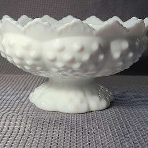 Fenton Hobnail Milchglas Kerzenhalter