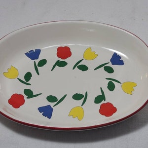Oval Casserole Dish w/Floral Pattern