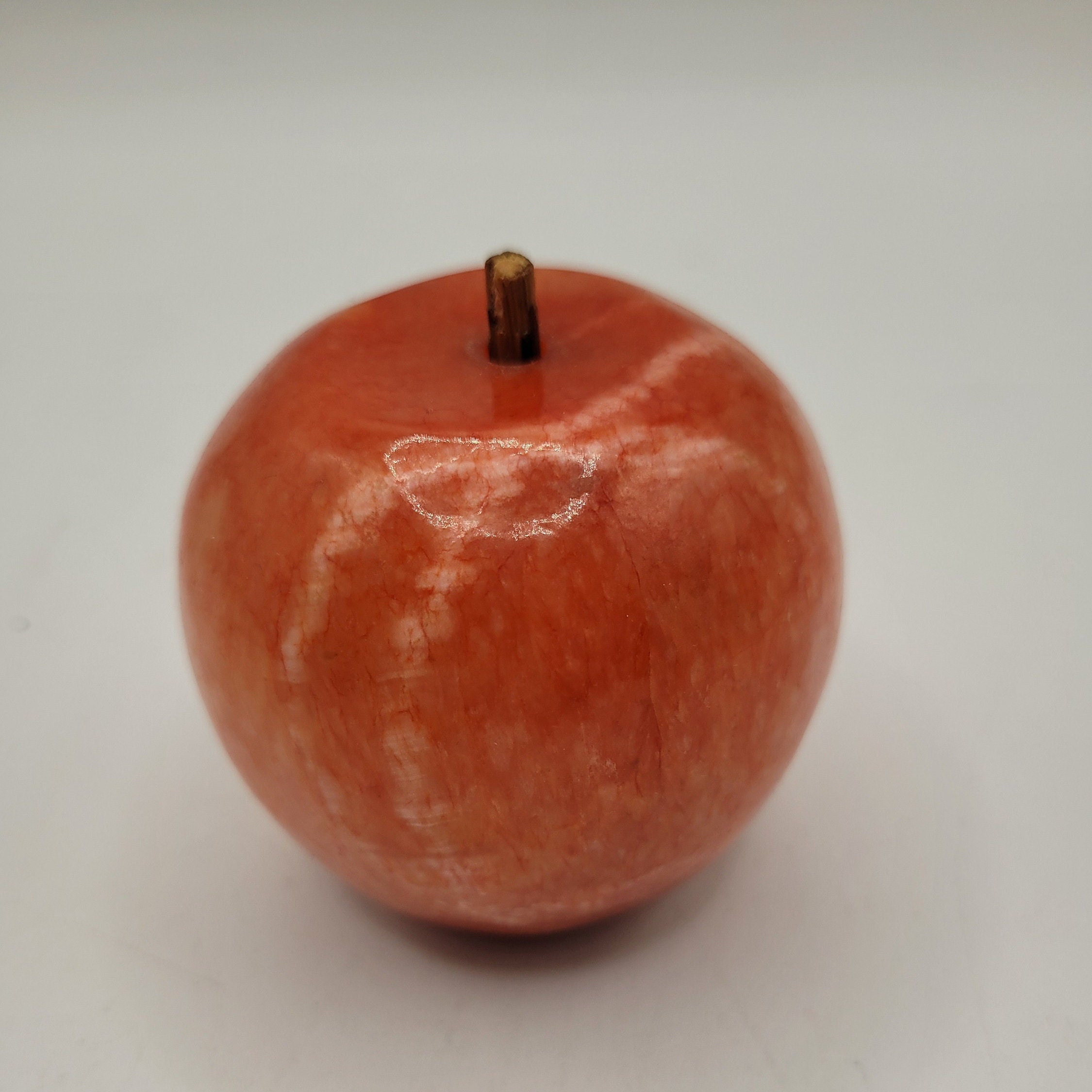 石製紅いリンゴのペーパーウエイト