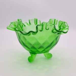 Fenton Glass Emerald Footed Bowl w/Ruffled Edges