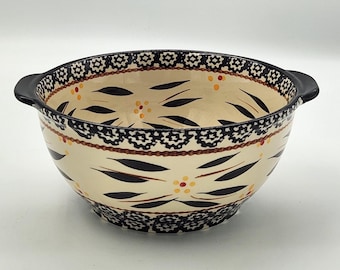 Temp-Tations Old World Black 1.5 Qt Serving Bowl