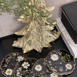 Handmade resin coasters/ floral resin coasters/ gift/ home decor