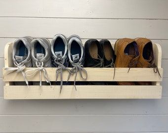 Natural wood - Wall mounted hallway rustic shoe rack