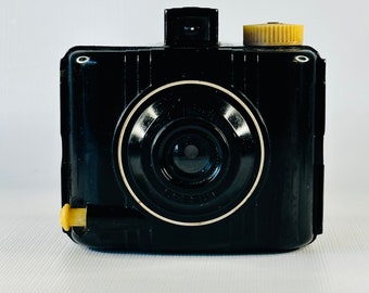 Vintage (1939 - 1954) Kodak Baby Brownie Special Camera w/ Bakelite Frame