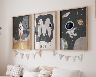Space poster gray personalized with name, with astronaut and rocket