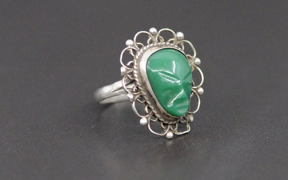 Vintage Sterling Silver Green Onyx Ring, Carved T… - image 5