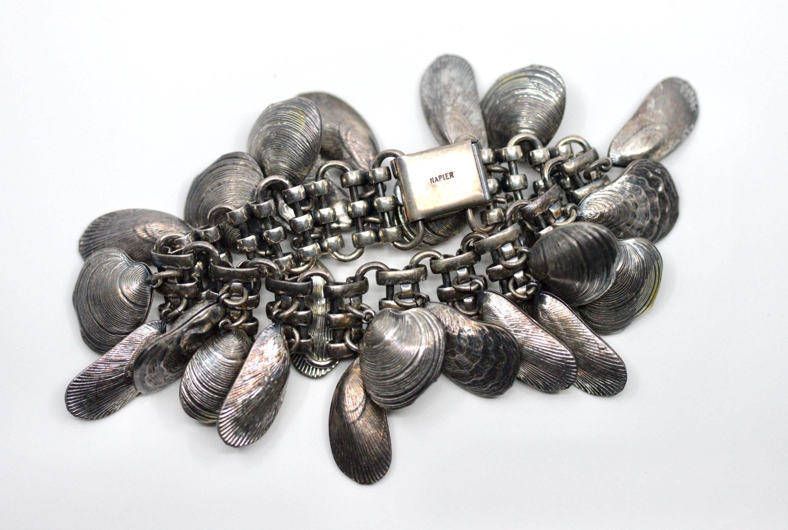 Vintage Napier Shell Charm Bracelet Oyster Clam Silver Tone Signed 7-1/2” Vintage Napier Seashell Charm Bracelet| Gold CHARM Bracelet  main image 2