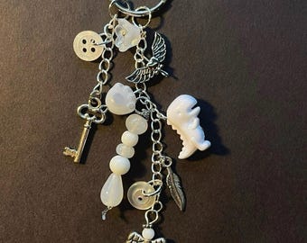 Angelic White Keychain Trinket and Charms Acessory