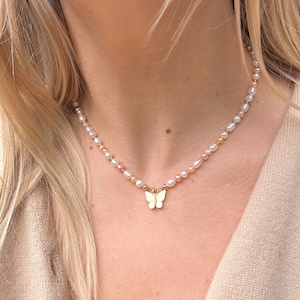 Colorful Pearl Necklace with Butterfly Charm Pendant, Butterfly Pendant Necklace, Pearl Pendant Necklace, Pastel Pearl Necklace, y2k style