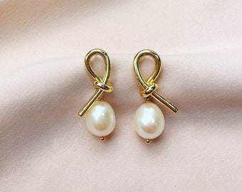 14k Gold-Filled Knot and Pearl Drop Earrings, Hanging Pearl and Gold Earring, Pearl Bridal Earring, Bridesmaid Earring, Gold Pearl Earrings