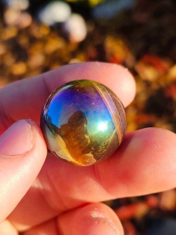 Sphère - Cristal Œil de Tigre Aura