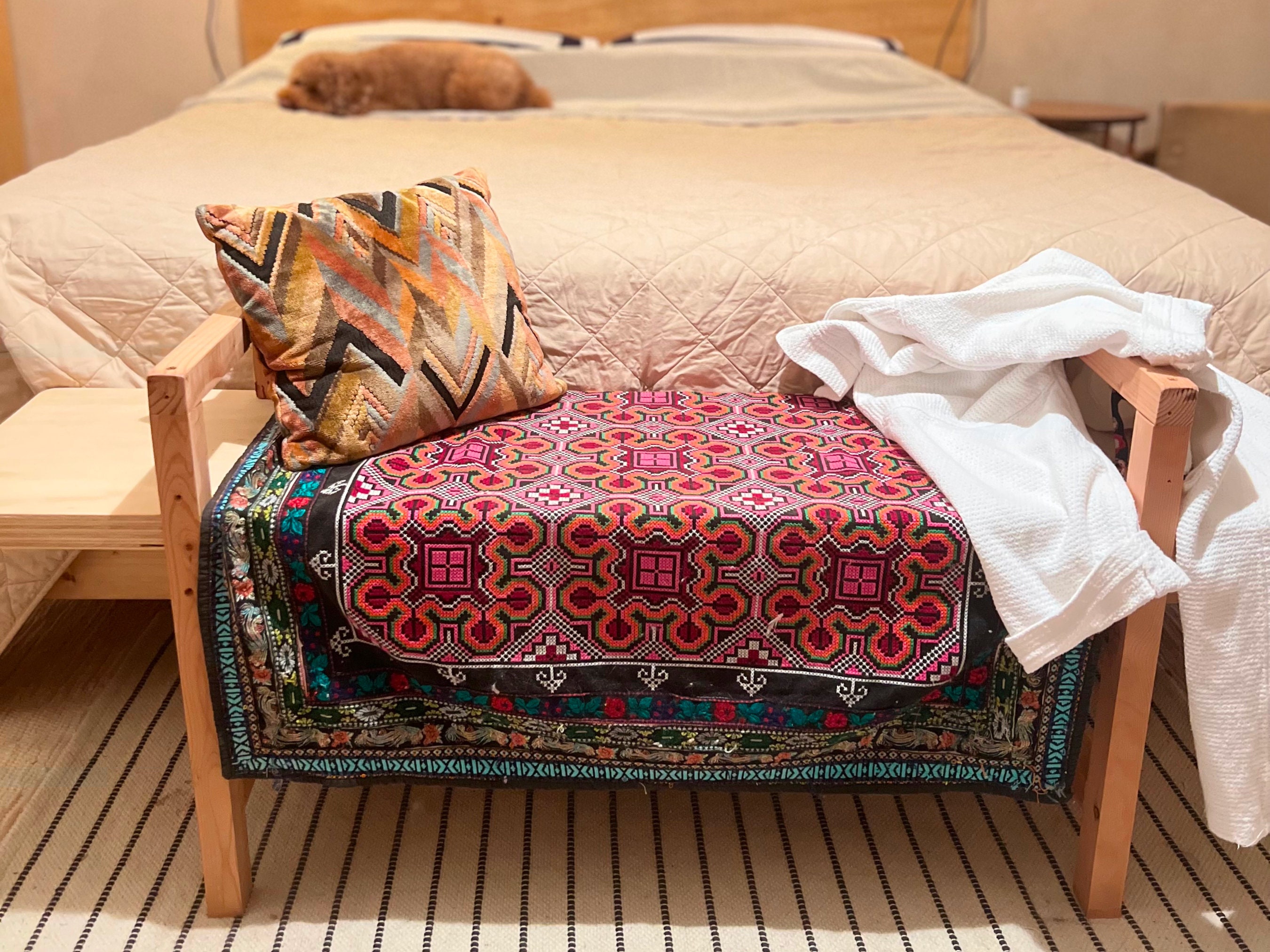 Wooden, Japandi-style Bench for Entryway or Bedroom - Etsy