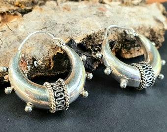 Chunky Silver Bali Hoop Earrings / Ethnic / Rustic / Bohemian / Gypsy / Spiral / Hippie / Chunky / Festival / style