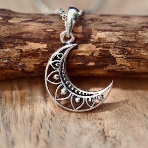 Collana con mezzaluna placcata in argento inossidabile, catena in acciaio inossidabile da 50 cm, ciondolo boho da donna
