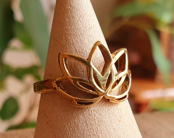 Bague Fleur de Lotus / Laiton / Anneau Lotus /  Ethnique / Rustique / Hippie / Bouddha / Tribal / Gypsy / Boho