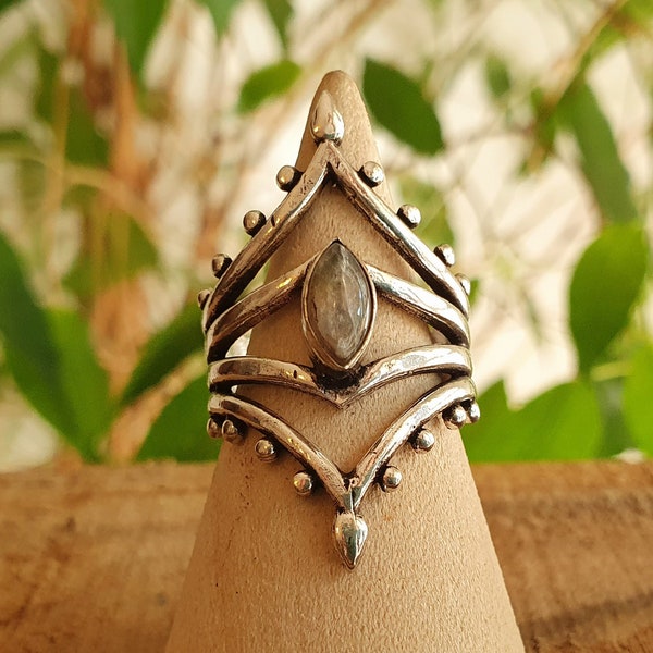 Boho Labradorite Silver Ring / Ethnic / Rustic / Festival / Tribal / Blue / Hippie / Gypsy / Psy / Stone / Healing