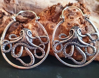 Silver Octopus Earrings / Pirate / Ocean / Tentacle Nautical / Sailor / Marine / Sea / Sealife / Fish / Animals / Nature