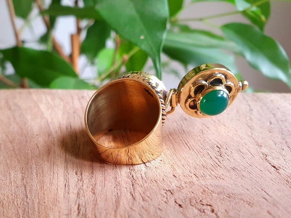 Gold Poison Ring / Brass & Green Onyx / Alchemy / Locket Ring