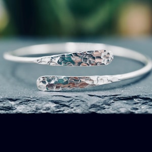 Silbernes Damenarmband / Geschenkbox / Boho-Chic / Minimalistischer Schmuck / Klassisch / Rustikal / Ethno / Boho