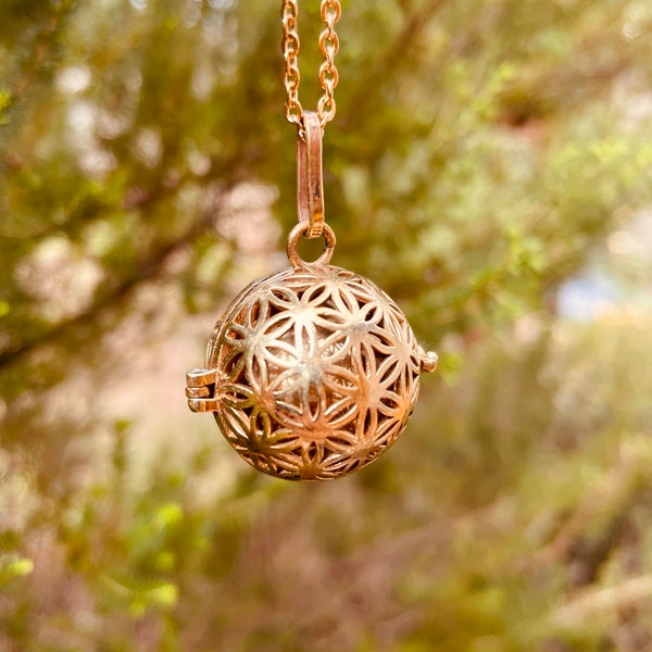 Collier Bola Doré / Fleur de Vie / Mandala / Boho Ethnique Tribal / Hypoallergénique / Grossesse / Enceinte / Vegan / Bohème / Rustique