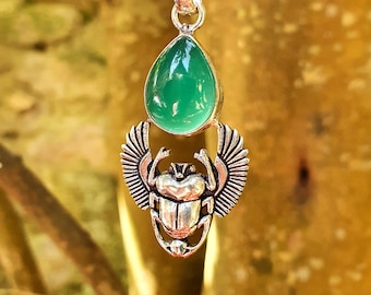 Silver Scarab Necklace / Green Onyx / Talisman / Third Eye / Hypoallergenic / Boho / Inca / Ethnic / Illuminati