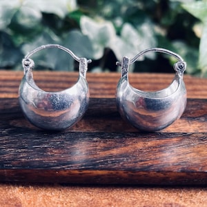 Chunky Ball Hoop Silver Earrings / Boho Jewelery / Bohemian Look / Festival Fashion / Yoga / Rustic / Tribal Jewellery / Indian Design