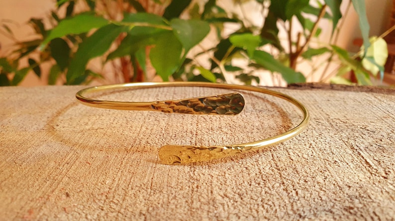 Hammered Brass Arm Bracelet / Boho / Tribal / Spiral / Bangle/ Ethnic / Rustic / Bohemian / Hippie / Body jewellery / Psy / Adjustable image 3