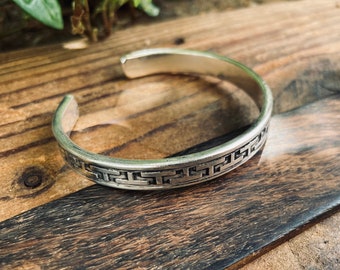 Tuareg Mens Silver Bracelet / Tuareg Jewelry / Cuff / Large Size / Unisex / Boho / Ethnic / Bohemian / Medieval / Gypsy / Geometric /