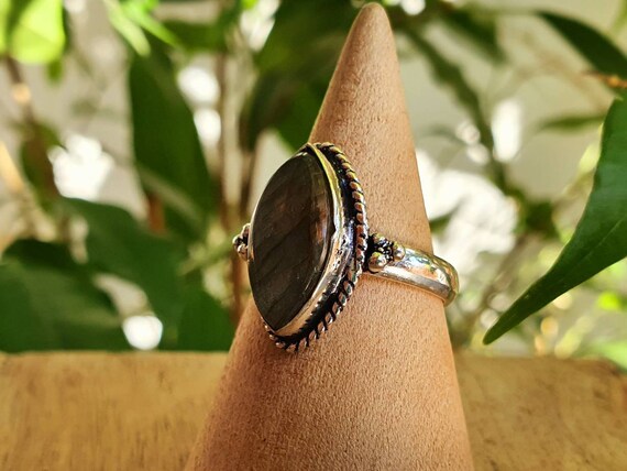 Oval Labradorite Sterling Silver Ring - Vintage Bohemian Style, Size 8, Gift Box Included - View #8