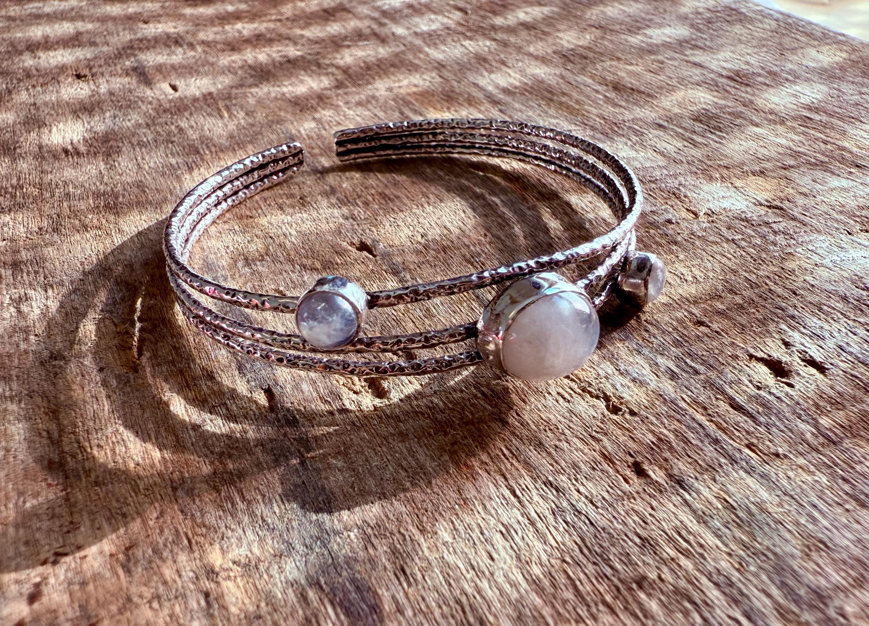 Bracelet Jonc Anartxy – Acier Inox Ouvert – Pierre Naturelle Verte – Neuf