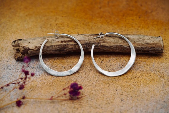 Créoles Martelé Argent Fermeture Papillon au dos, Boucles D'oreilles Bohème Femme, Bijou Éthnique