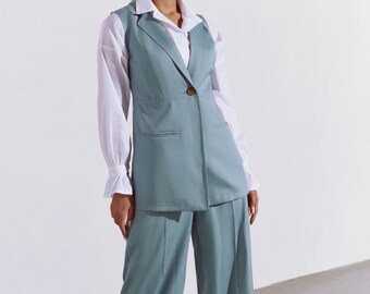 Turquoise and navy jacket and pants Lady Dorby label size 24 pants and jacket Vintage plus size 24 women professional 2 piece pant suit