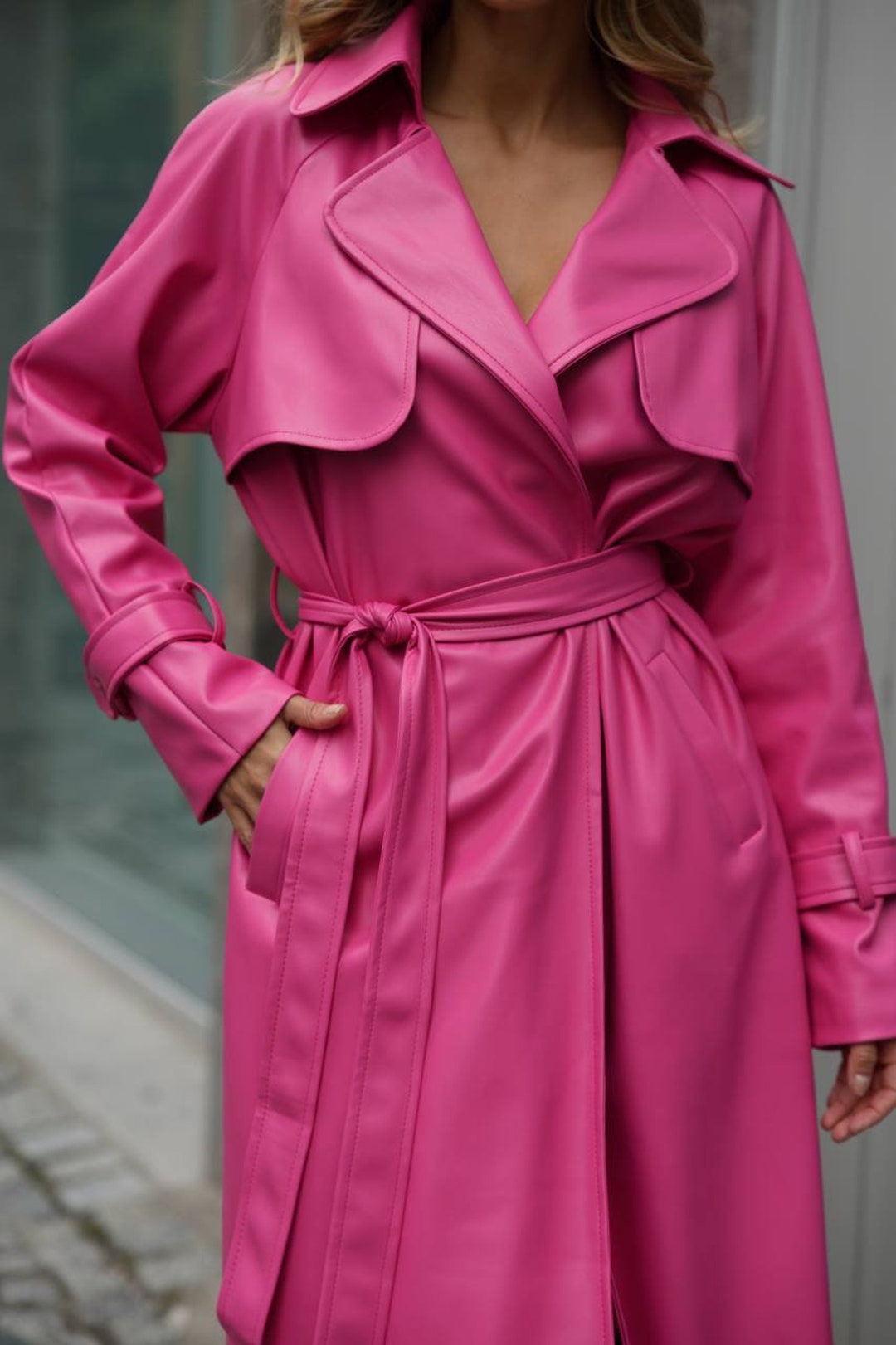 Trench imitation cuir rose fuchsia pour femme, Trench imitation cuir rose  vif pour l'automne, manteau en cuir végétalien fuchsia femme Canada