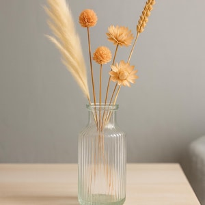 Small glass vase - flower vase - vase with grooves - table vase - decorative vase - spring decoration - table decoration - vase for flowers