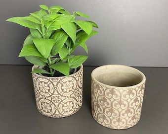 Ceramic flower pot ornament, planter, plant pot