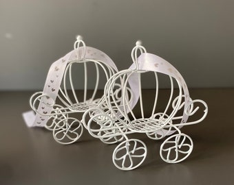 Wedding carriage decoration - Wedding table decoration - white wedding carriage made of metal - Wedding decoration