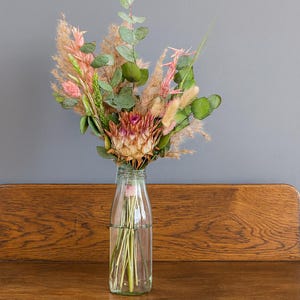 Dried flower bouquet artichoke - eucalyptus bouquet - rustic dried flower decoration - dried bouquet - housewarming gift