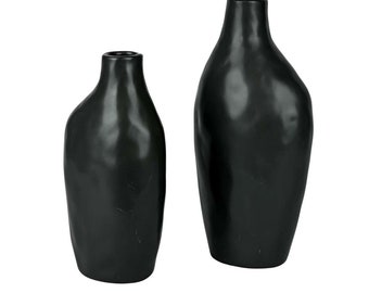 Vase noir mat en céramique Forme courbée élégante, herbe de pampa, fleurs séchées, fleurs coupées