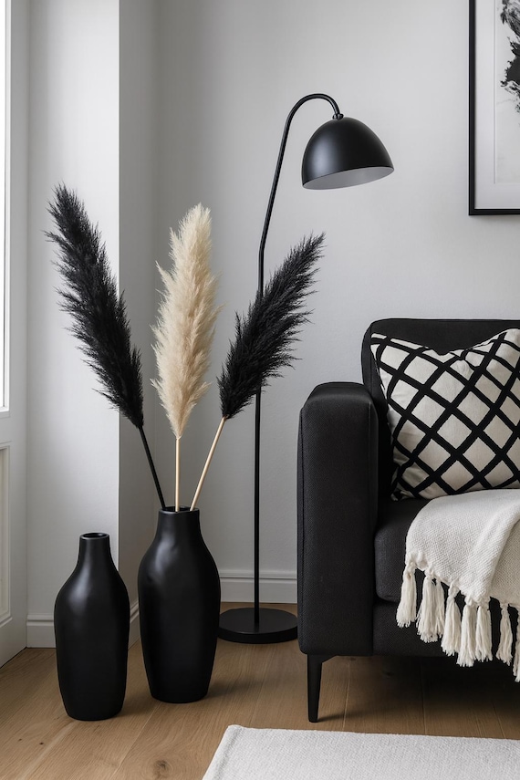 Schwarze Bodenvase, Vase für Pampasgras - Moderne Blumenvase - Wohnzimmer Deko - Geschenkidee